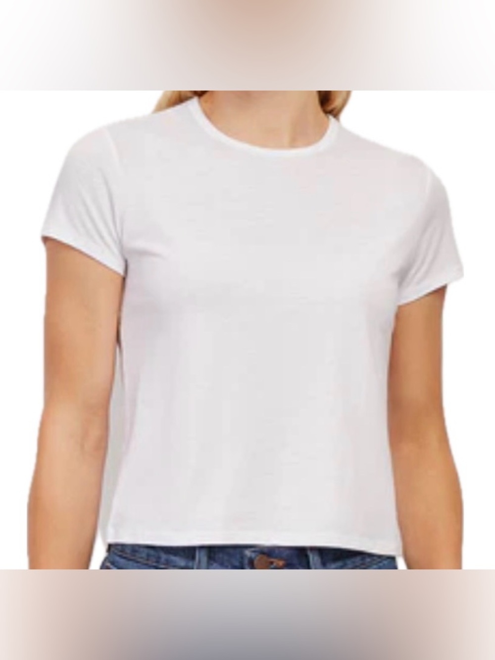live in the moment Women's M Regular White Solid Round Neck Short Sleeve T-Shirt